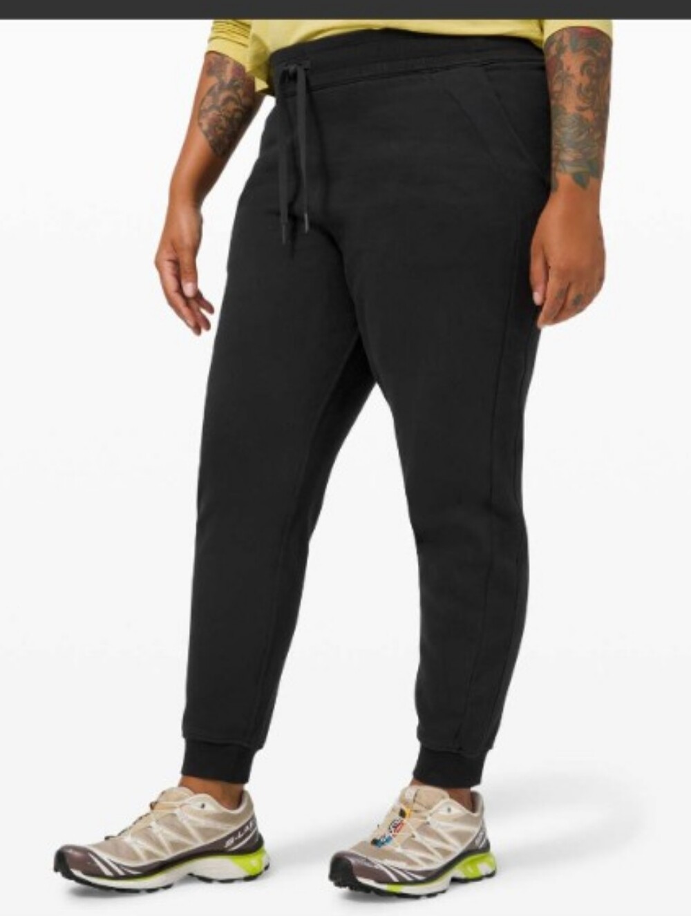 Lululemon Black Scuba Jogger High Rise Sweat pants 6 W5CVAS Athleisure